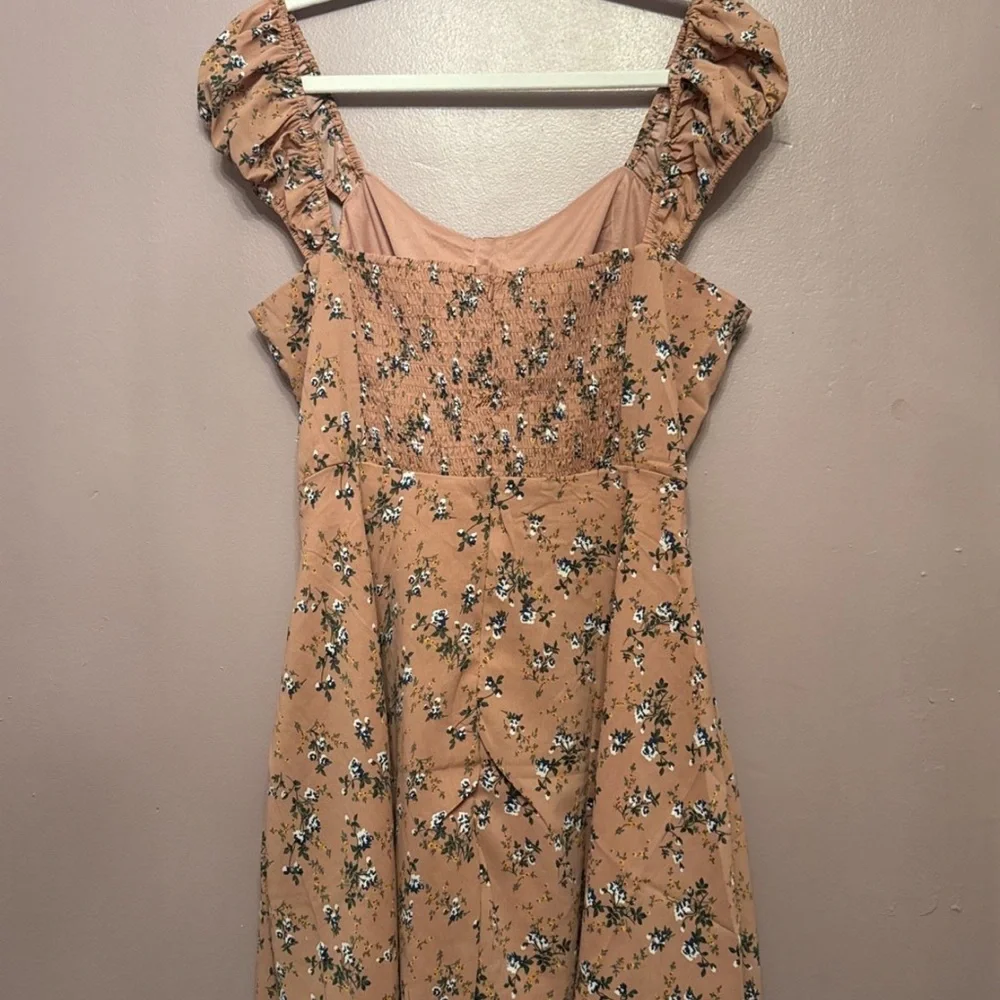 Floral Peach Dress - Picture 2 of 2